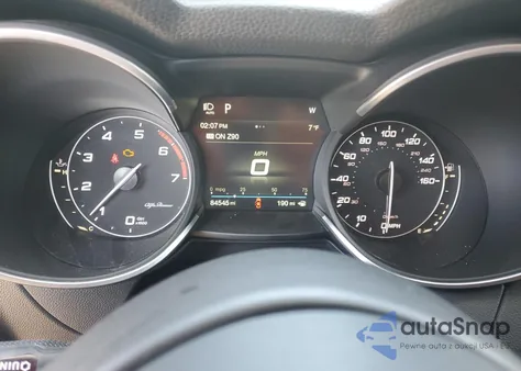 2018 Alfa Romeo Stelvio z USA, uszkodzony, nr VIN ZASFAKAN5J7B78919